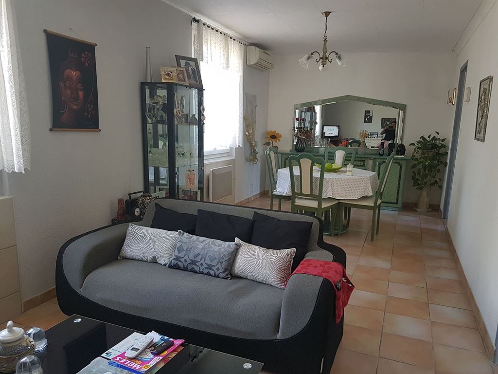Maison de village MARCORIGNAN 120000€ MYRIAM MAGNE IMMOBILIER Maison de village MARCORIGNAN 120000€ MYRIAM MAGNE IMMOBILIER