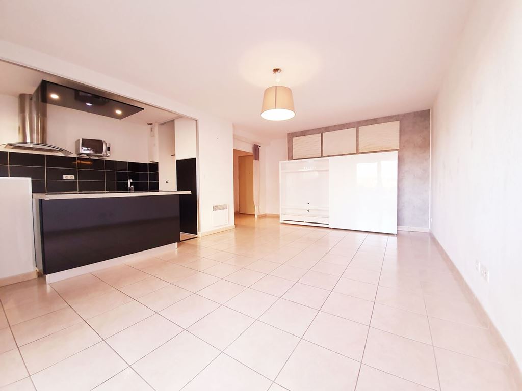 Appartement Appartement NARBONNE 157000€ MYRIAM MAGNE IMMOBILIER Appartement Appartement NARBONNE 157000€ MYRIAM MAGNE IMMOBILIER