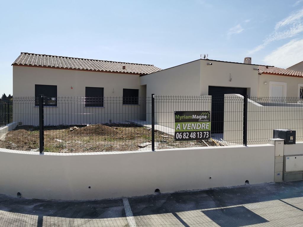 Maison GINESTAS 224000€ MYRIAM MAGNE IMMOBILIER Maison GINESTAS 224000€ MYRIAM MAGNE IMMOBILIER
