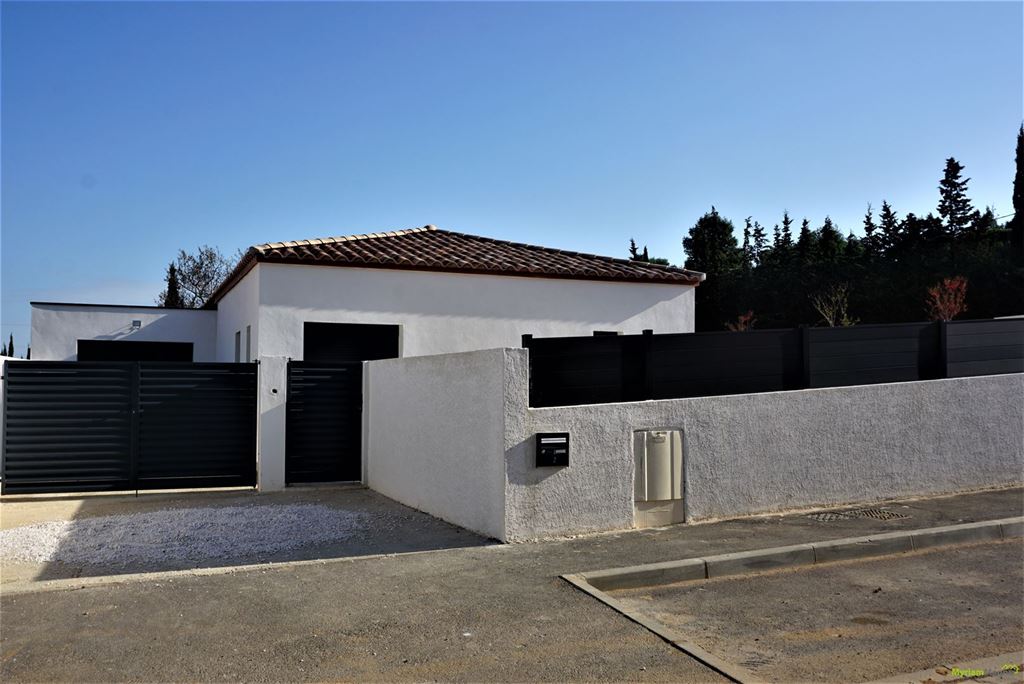 Maison de plain pied NARBONNE 349900€ MYRIAM MAGNE IMMOBILIER Maison de plain pied NARBONNE 349900€ MYRIAM MAGNE IMMOBILIER