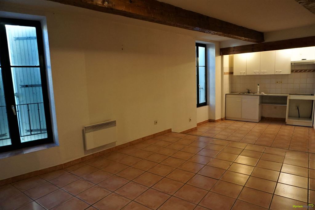 Appartement Appartement NARBONNE 106000€ MYRIAM MAGNE IMMOBILIER Appartement Appartement NARBONNE 106000€ MYRIAM MAGNE IMMOBILIER