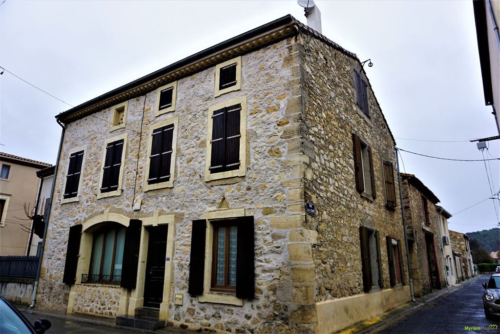Maison ARMISSAN 215000€ MYRIAM MAGNE IMMOBILIER Maison ARMISSAN 215000€ MYRIAM MAGNE IMMOBILIER