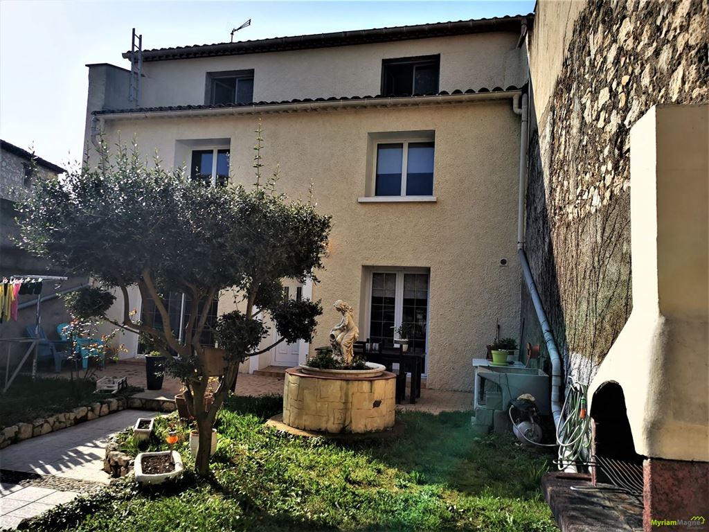 Maison SIGEAN 237000€ MYRIAM MAGNE IMMOBILIER Maison SIGEAN 237000€ MYRIAM MAGNE IMMOBILIER