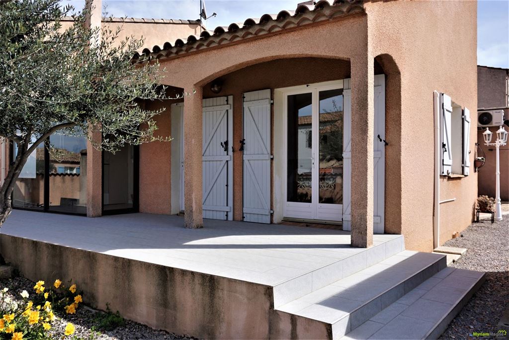 Maison VINASSAN 279000€ MYRIAM MAGNE IMMOBILIER Maison VINASSAN 279000€ MYRIAM MAGNE IMMOBILIER