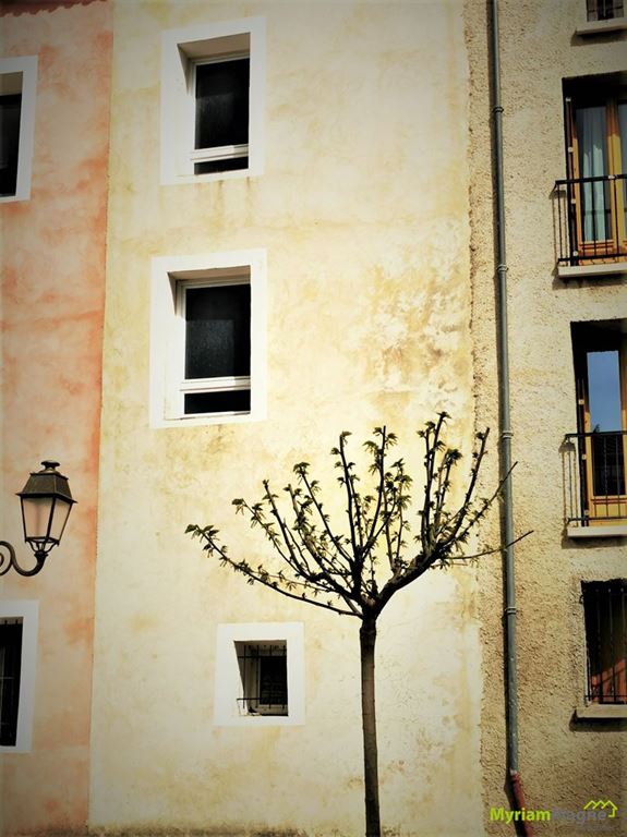 Maison NARBONNE 105000€ MYRIAM MAGNE IMMOBILIER Maison NARBONNE 105000€ MYRIAM MAGNE IMMOBILIER