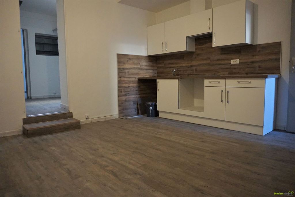 Appartement Appartement NARBONNE 80000€ MYRIAM MAGNE IMMOBILIER Appartement Appartement NARBONNE 80000€ MYRIAM MAGNE IMMOBILIER