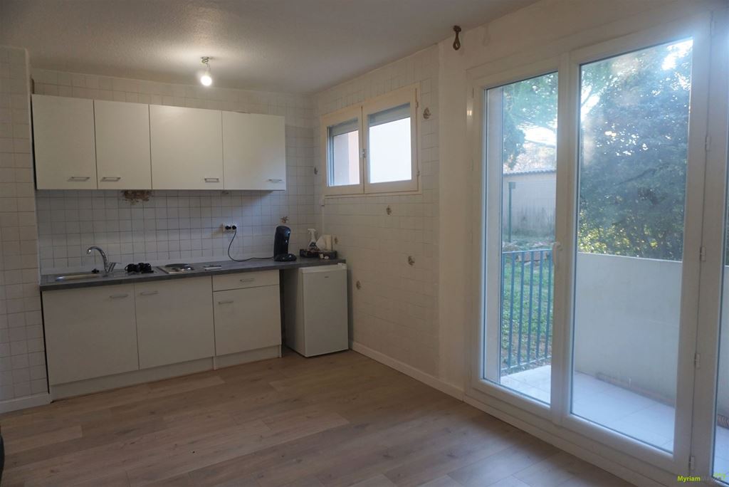 Appartement Studio NARBONNE 80000€ MYRIAM MAGNE IMMOBILIER