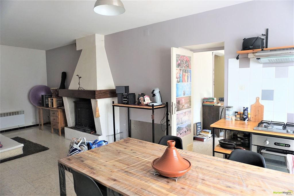 Maison MOUX 89000€ MYRIAM MAGNE IMMOBILIER Maison MOUX 89000€ MYRIAM MAGNE IMMOBILIER