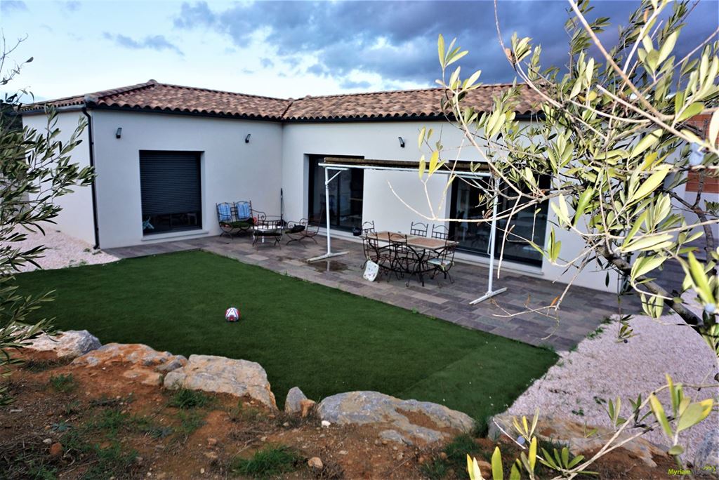 Maison de plain pied NARBONNE 435000€ MYRIAM MAGNE IMMOBILIER Maison de plain pied NARBONNE 435000€ MYRIAM MAGNE IMMOBILIER