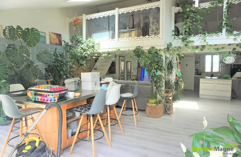 Appartement Appartement NARBONNE 310000€ MYRIAM MAGNE IMMOBILIER Appartement Appartement NARBONNE 310000€ MYRIAM MAGNE IMMOBILIER