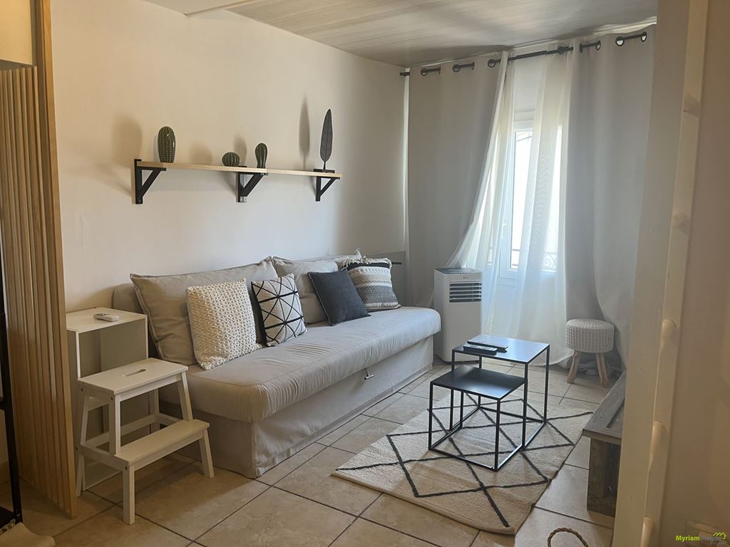 Appartement Studio NARBONNE 72000€ MYRIAM MAGNE IMMOBILIER