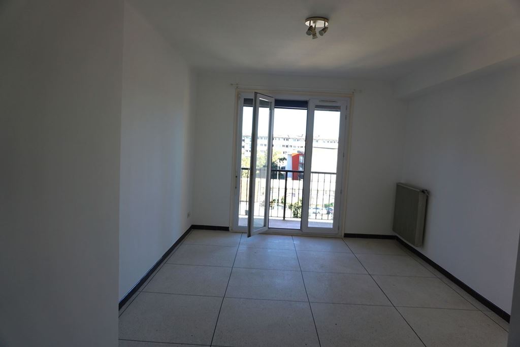 Appartement T3 NARBONNE 89900€ MYRIAM MAGNE IMMOBILIER