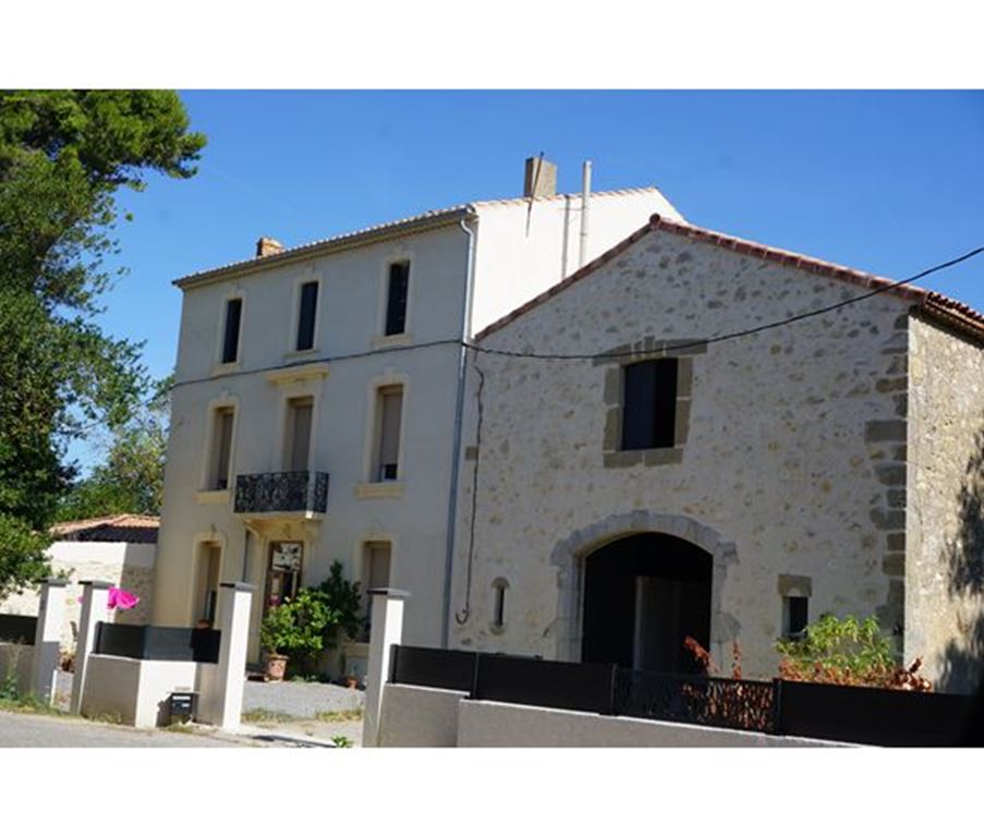 Maison ancienne FLEURY 609000€ MYRIAM MAGNE IMMOBILIER