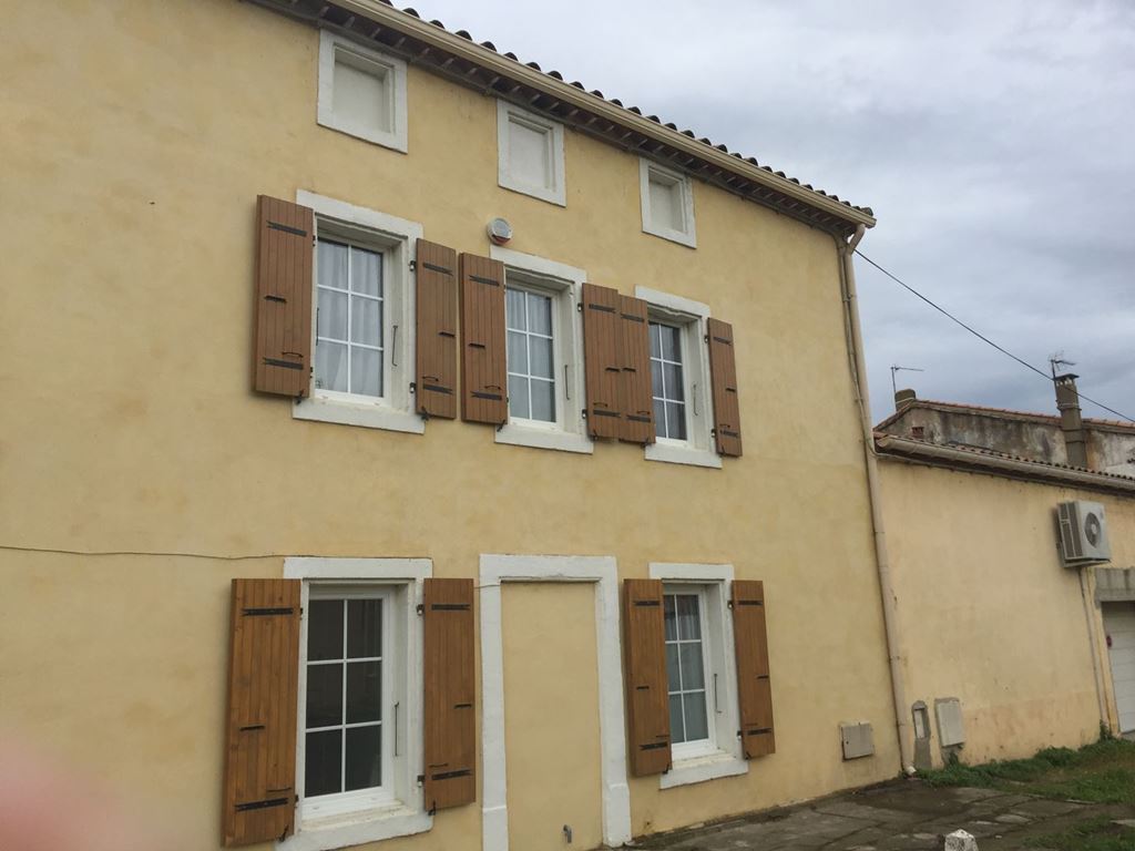 Maison en pierre NEVIAN 367000€ MYRIAM MAGNE IMMOBILIER Maison en pierre NEVIAN 367000€ MYRIAM MAGNE IMMOBILIER